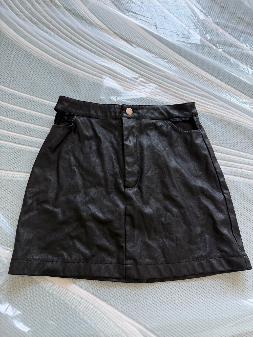 Forever 21 Black Faux Leather Mini Skirt